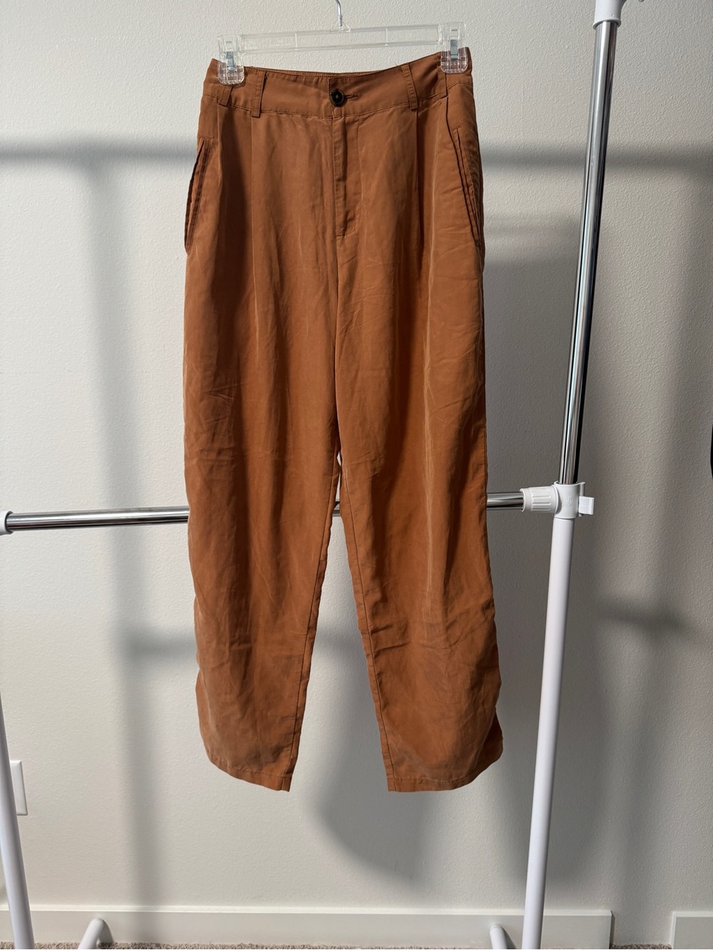 Urban Outfitters Women’s Brown Chino Twill Tapered Mid Rise Pants Size 0